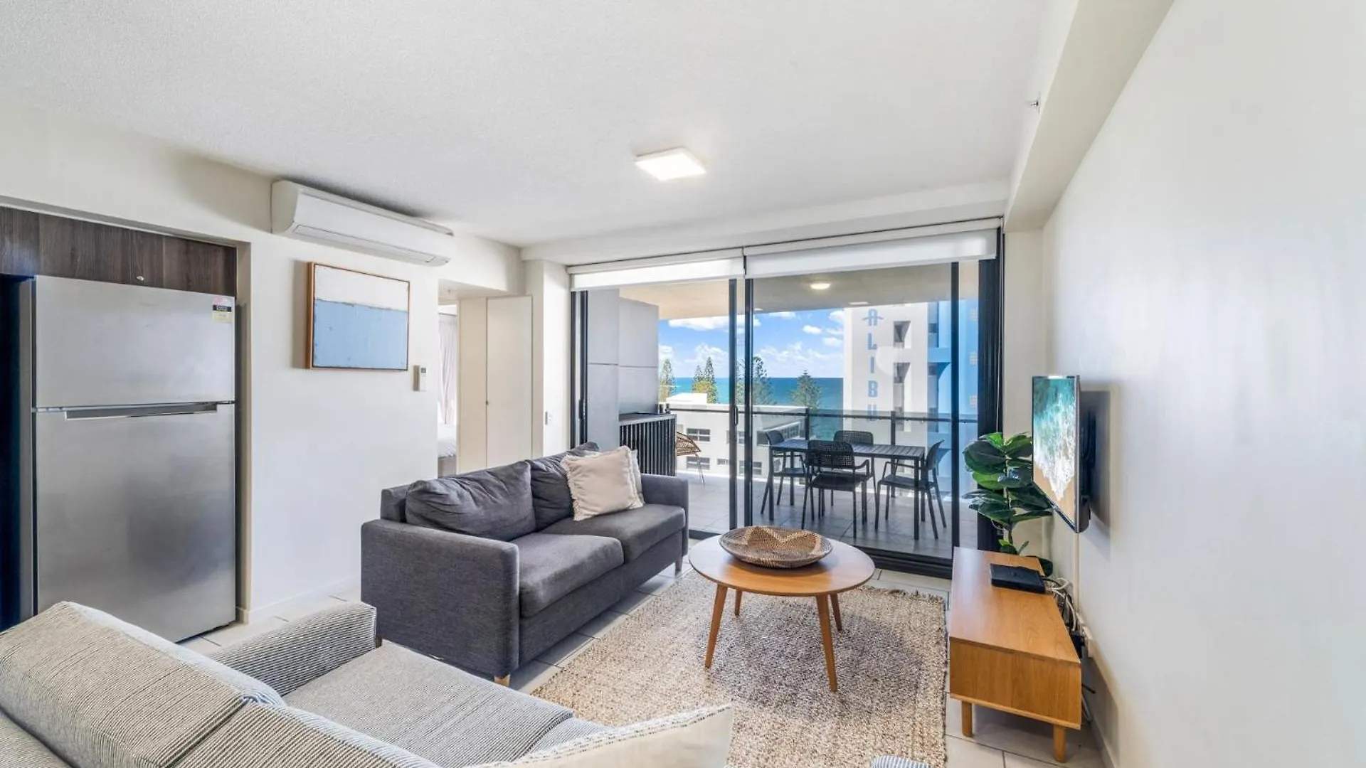 First Light Mooloolaba 9Th Floor Apartment With Ocean Views Australia