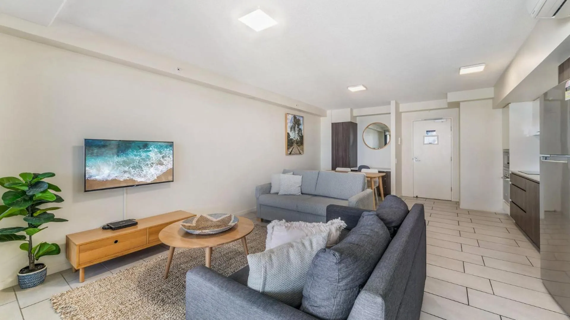 First Light Mooloolaba 9Th Floor Apartment With Ocean Views Australia