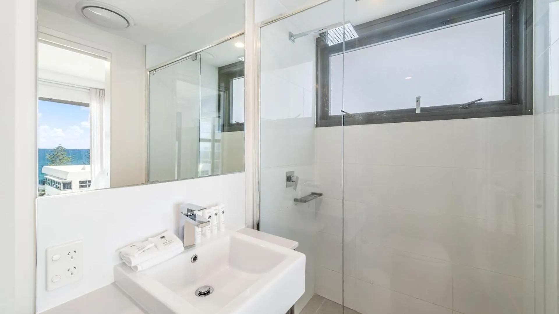 First Light Mooloolaba 9Th Floor Apartment With Ocean Views